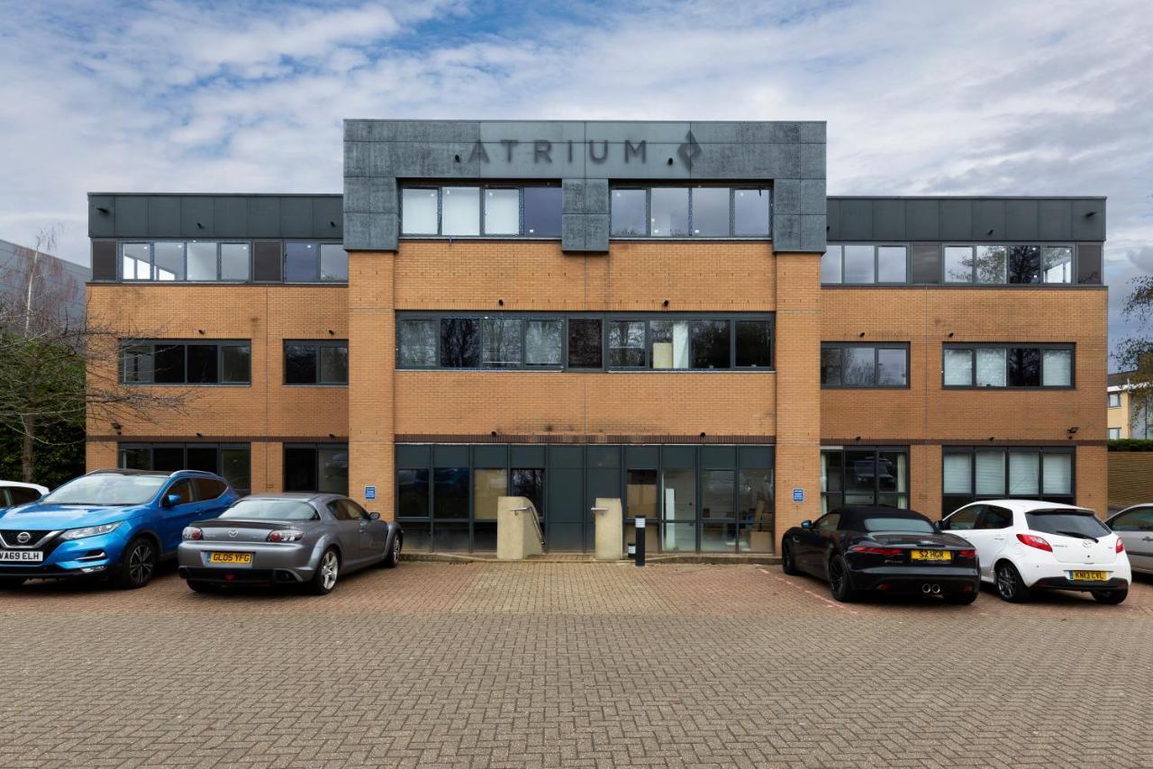 The Atrium Lägenhet Milton Keynes Exteriör bild